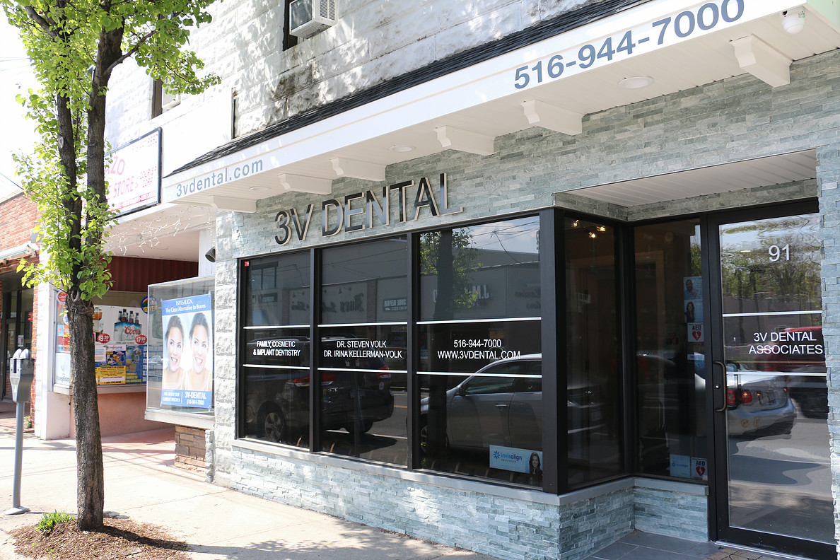 3V Dental Associates storefront in Port Washington New York