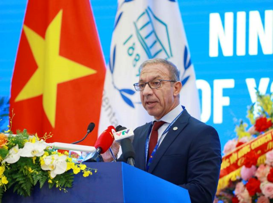 President of the Inter-Parliamentary Union (IPU) Duarte Pacheco delivered a speech at the opening ceremony of the 9th Global Conference of Young Parliamentarians in Ha Noi on Thursday (September 15, 2023).  VNA/VNS Photo