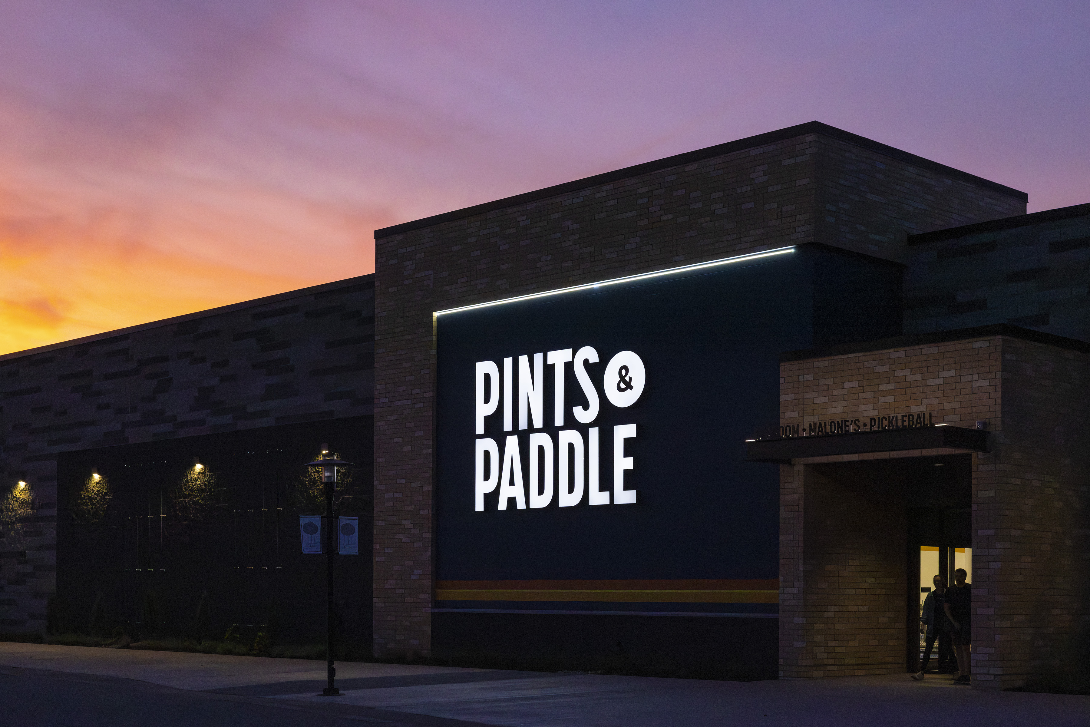 Pints &amp; Paddle is a family-owned, multifaceted entertainment venue located in Maple Grove, MN offering 10 indoor pickleball courts and a vibrant sports bar with more than 70 taps, live music and gourmet food.