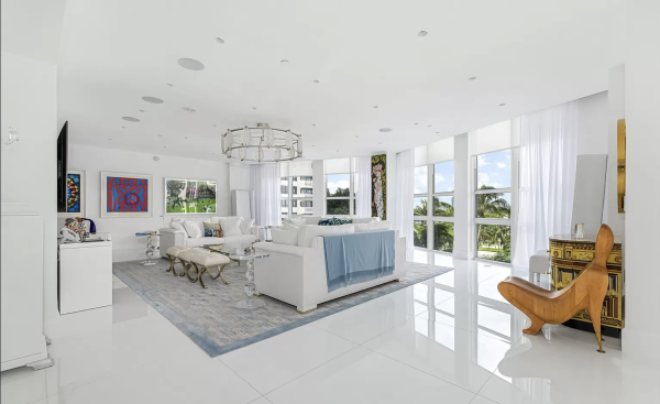 Bal Harbour’s Largest Oceanfront Condo : Panoramic sunset and sunrise views